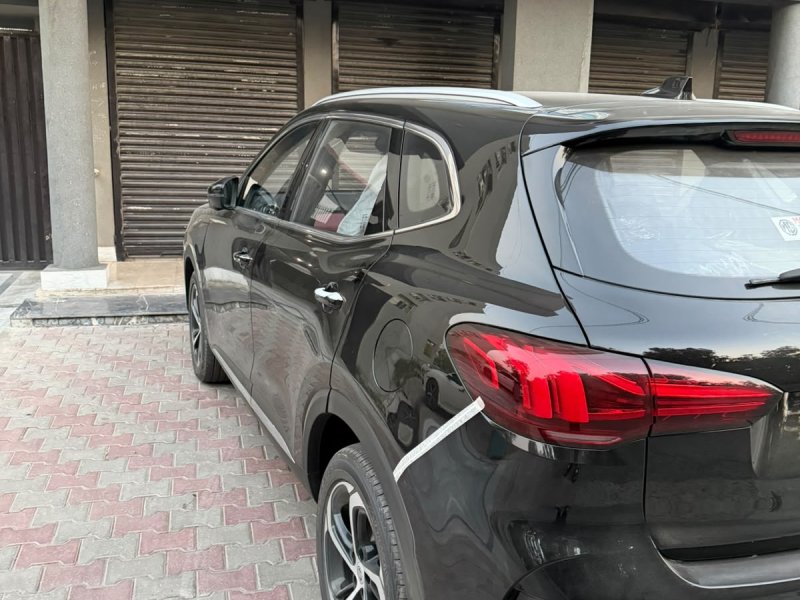 new-mg-hs-phev-2026-small-2